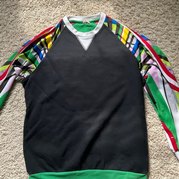 NO KA' OI SET OF LEGGINGS AND SWEATSHIRT. SIZE: 01-02 (S). COLOR: BLACK MULTI - Picture 3 of 10